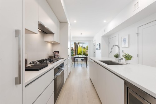885 33Rd Avenue W, Vancouver, BC - Indoor Photo Showing Kitchen With Upgraded Kitchen