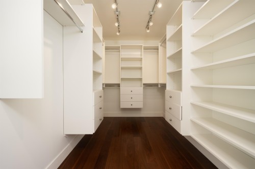 812 6Th Street E, North Vancouver, BC 