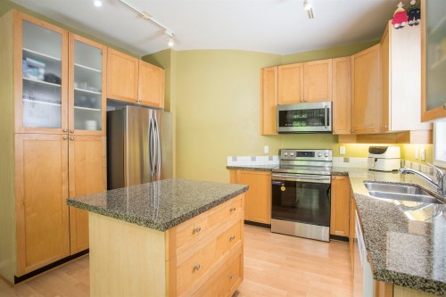 1703 Arbutus Place, Coquitlam, BC 