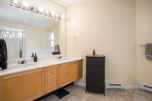 1703 Arbutus Place, Coquitlam, BC 