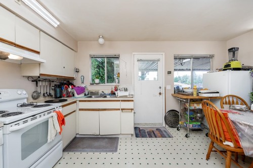 716 Colinet Street, Coquitlam, BC 