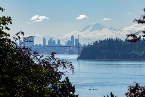 449 Hillcrest Street, West Vancouver, BC 