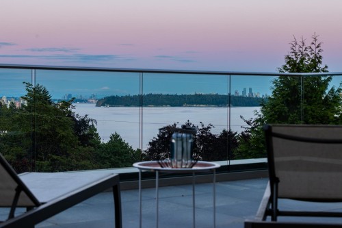 449 Hillcrest Street, West Vancouver, BC 