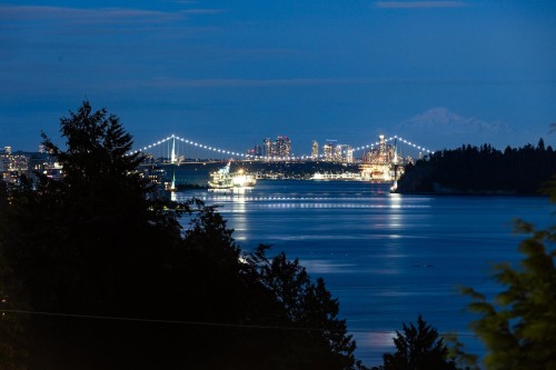 449 Hillcrest Street, West Vancouver, BC 