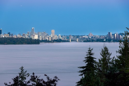 449 Hillcrest Street, West Vancouver, BC 