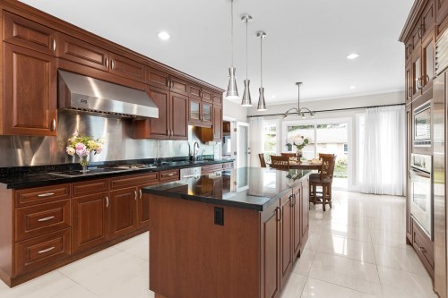 6968 Churchill Street, Vancouver, BC 