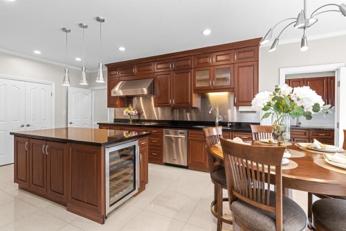 6968 Churchill Street, Vancouver, BC 