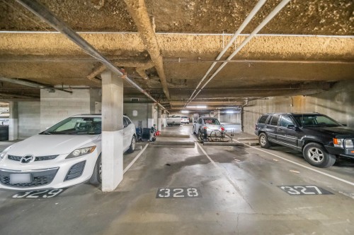 328-22661 Lougheed Highway, Maple Ridge, BC 