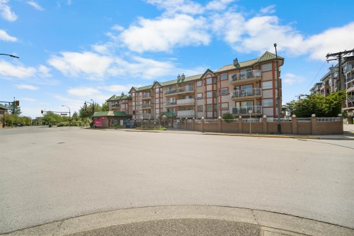 328-22661 Lougheed Highway, Maple Ridge, BC 