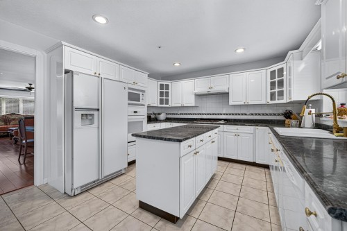 1033 39Th Avenue E, Vancouver, BC 