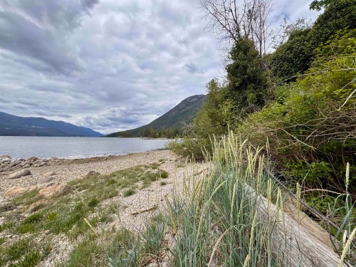 7425 Sechelt Inlet Road, Sechelt, BC 