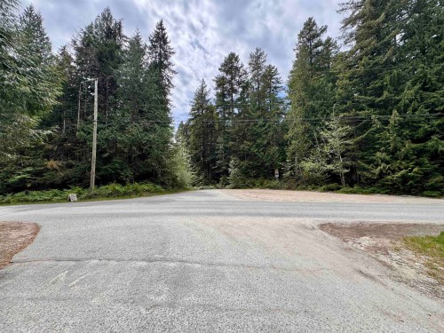 7425 Sechelt Inlet Road, Sechelt, BC 