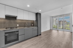 1701-2135 Springer Avenue Burnaby, BC V5B 0C1