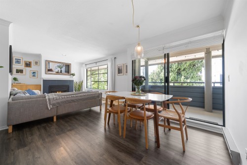 3-2118 Eastern Avenue  North Vancouver, BC V7L 3G3