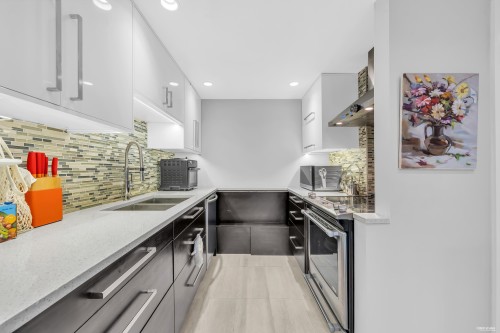 7-7321 Montecito Drive, Burnaby, BC 