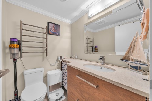 7-7321 Montecito Drive, Burnaby, BC 