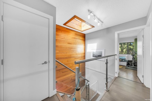 7-7321 Montecito Drive, Burnaby, BC 