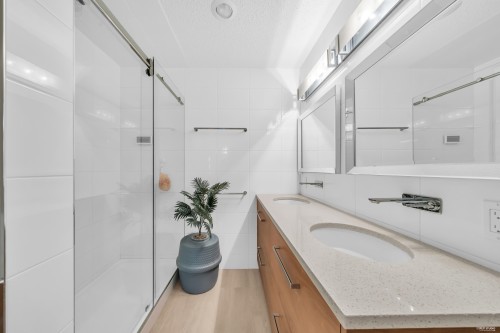 7-7321 Montecito Drive, Burnaby, BC 