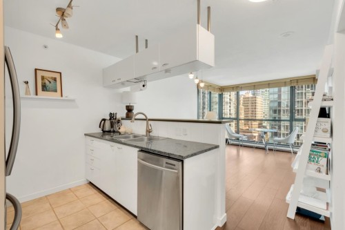 1601-1331 Alberni Street  Vancouver, BC V6E 4S1