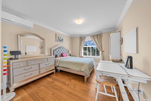 717 Shaw Avenue, Coquitlam, BC 
