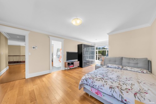 717 Shaw Avenue, Coquitlam, BC 