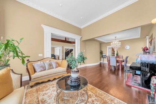 717 Shaw Avenue, Coquitlam, BC 
