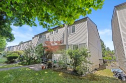 122-3461 East 49th Avenue  Vancouver, BC V5S 1M3
