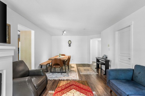 301-2966 Silver Springs Boulevard, Coquitlam, BC 