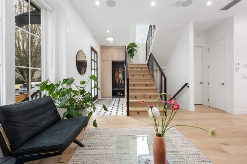 5059 Sherbrooke Street, Vancouver, BC 