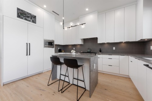 5059 Sherbrooke Street, Vancouver, BC 