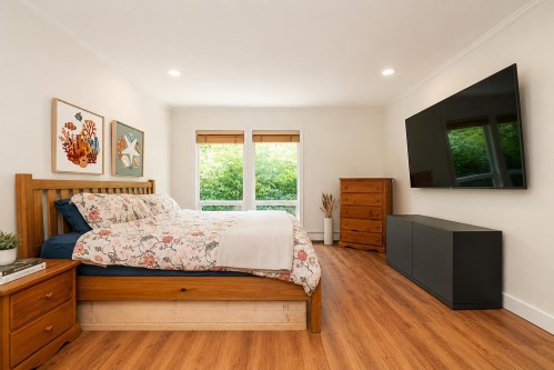 3841 Bayridge Avenue, West Vancouver, BC 