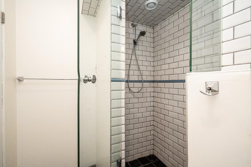 3841 Bayridge Avenue, West Vancouver, BC 