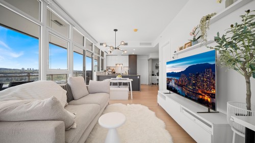 1805-5333 Goring Street  Burnaby, BC V5B 0B6