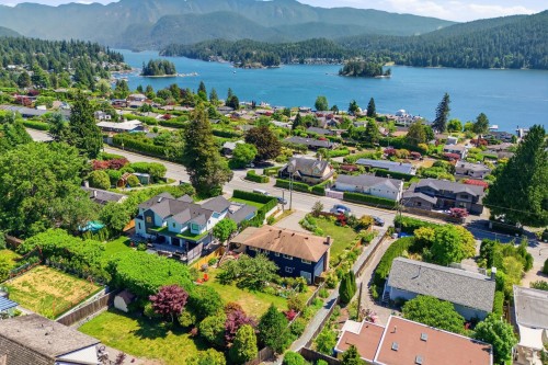 575 Dollarton Highway N, North Vancouver, BC 