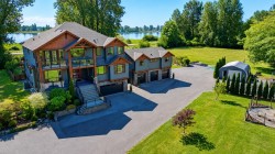 300 Laurier Avenue  Port Coquitlam, BC V3E 2G1