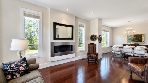300 Laurier Avenue, Port Coquitlam, BC 