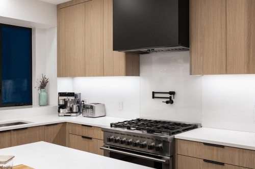 255 Sandringham Crescent, North Vancouver, BC 