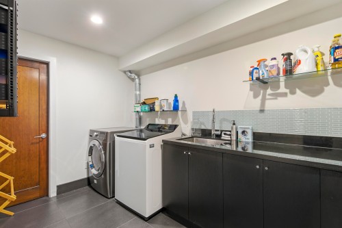 5912 Chancellor Boulevard, Vancouver, BC 