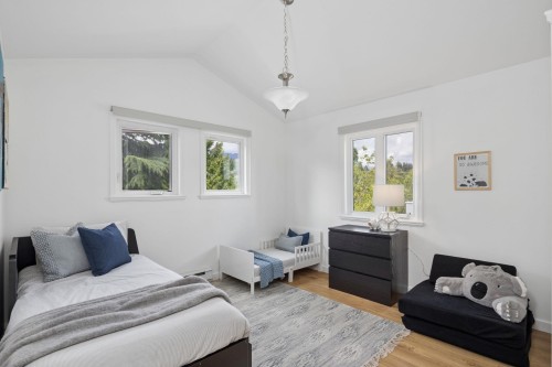 207-1518 Bowser Avenue, North Vancouver, BC 