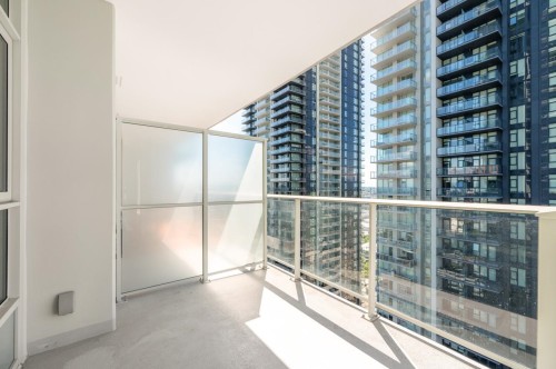 2804-4168 Lougheed Highway, Burnaby, BC 