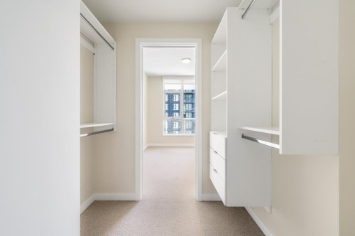 2804-4168 Lougheed Highway, Burnaby, BC 