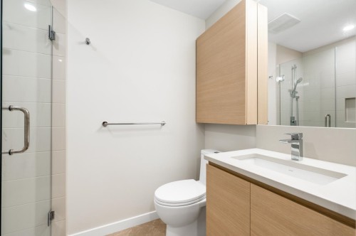2804-4168 Lougheed Highway, Burnaby, BC 
