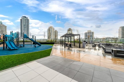 2804-4168 Lougheed Highway, Burnaby, BC 