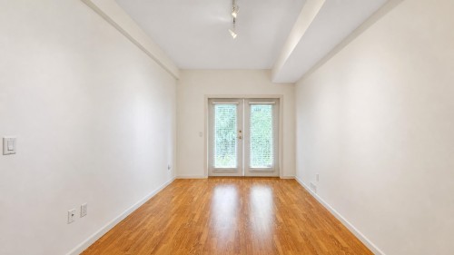35-2351 Parkway Boulevard, Coquitlam, BC - Indoor Photo Showing Other Room