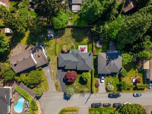 1256 Eastview Road  North Vancouver, BC V7J 1L6
