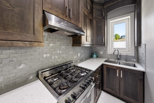 3078 20Th Avenue W, Vancouver, BC 
