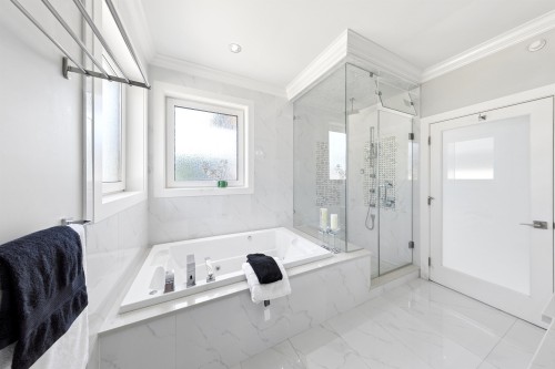 3078 20Th Avenue W, Vancouver, BC 
