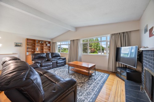 1530 Sherlock Avenue, Burnaby, BC 