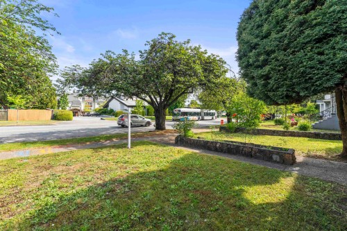 2514 49Th Avenue E, Vancouver, BC 
