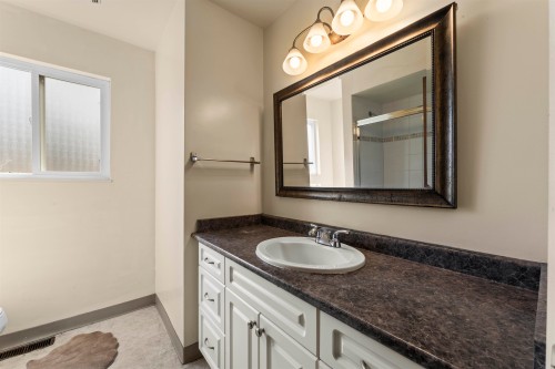 2514 49Th Avenue E, Vancouver, BC 
